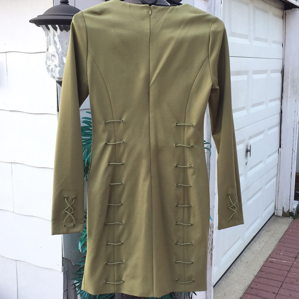 Dress - Picture 4 of 5